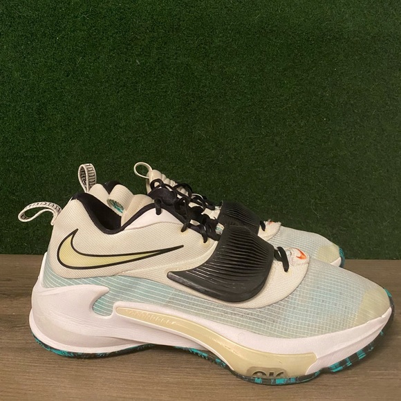 Nike Zoom Freak 3 ‘Clear Emerald’ Size 13 - Picture 2 of 11